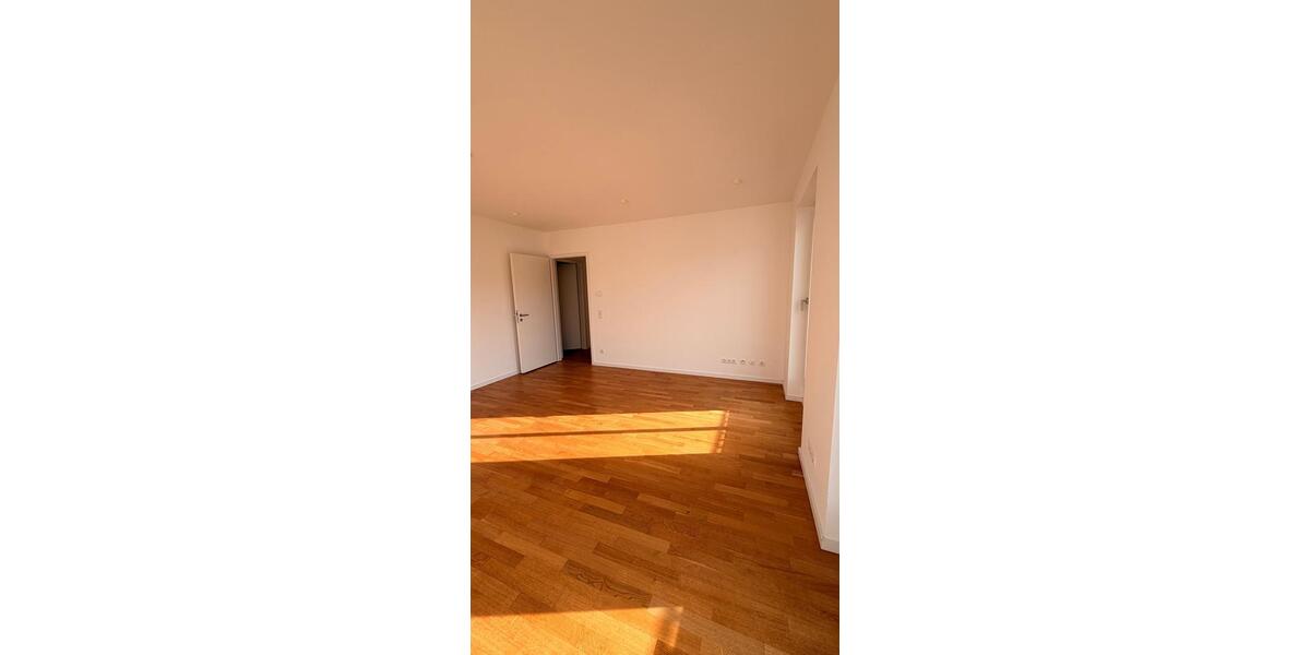 Dachgeschoßwohnung Berlin Treptow-Köpenick - 2 Zimmer, 62 m&sup2;, 1.110&euro; | Angebot:25246042