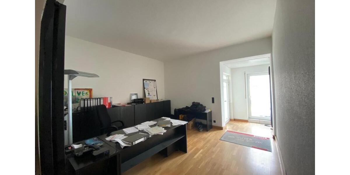 Erdgeschoßwohnung Gevelsberg - 6 Zimmer, 3.300&euro; | Angebot:23708112