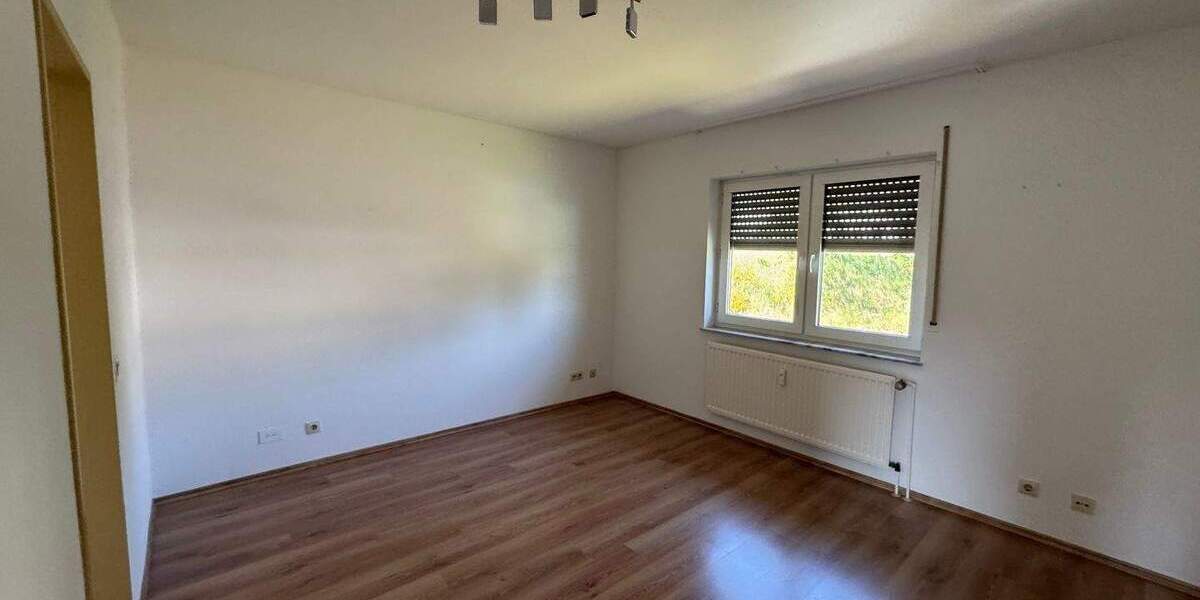 Reihenmittelhaus Binsfeld - 4 Zimmer, 129 m&sup2;, 1.036&euro; | Angebot:25800423