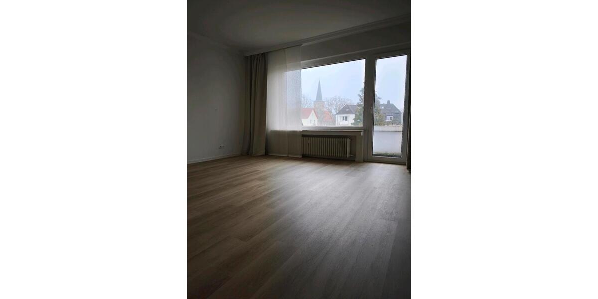 Etagenwohnung Ostercappeln - 8.5 Zimmer, 15 m&sup2;, 215&euro; | Angebot:25342875