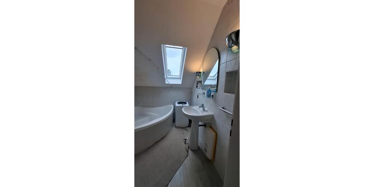 Dachgeschoßwohnung Ober-Ramstadt Ramstadt - 4 Zimmer, 75 m&sup2;, 800&euro; | Angebot:26131316