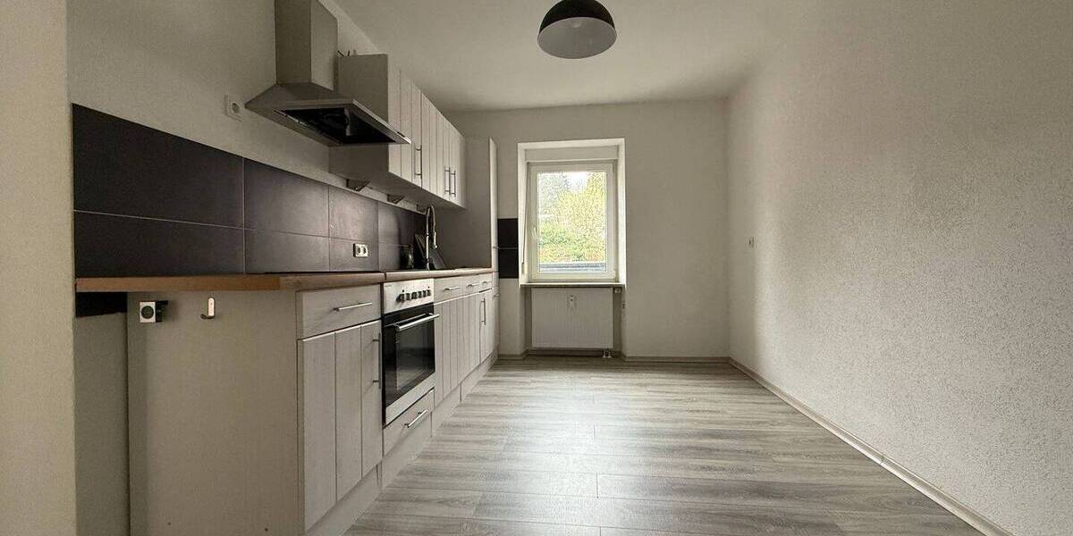 Modern sanierte 2-ZKB mit Einbauküche in Ottweiler - sofort bezugsfrei - Etagenwohnung Ottweiler | Angebot:26164331
