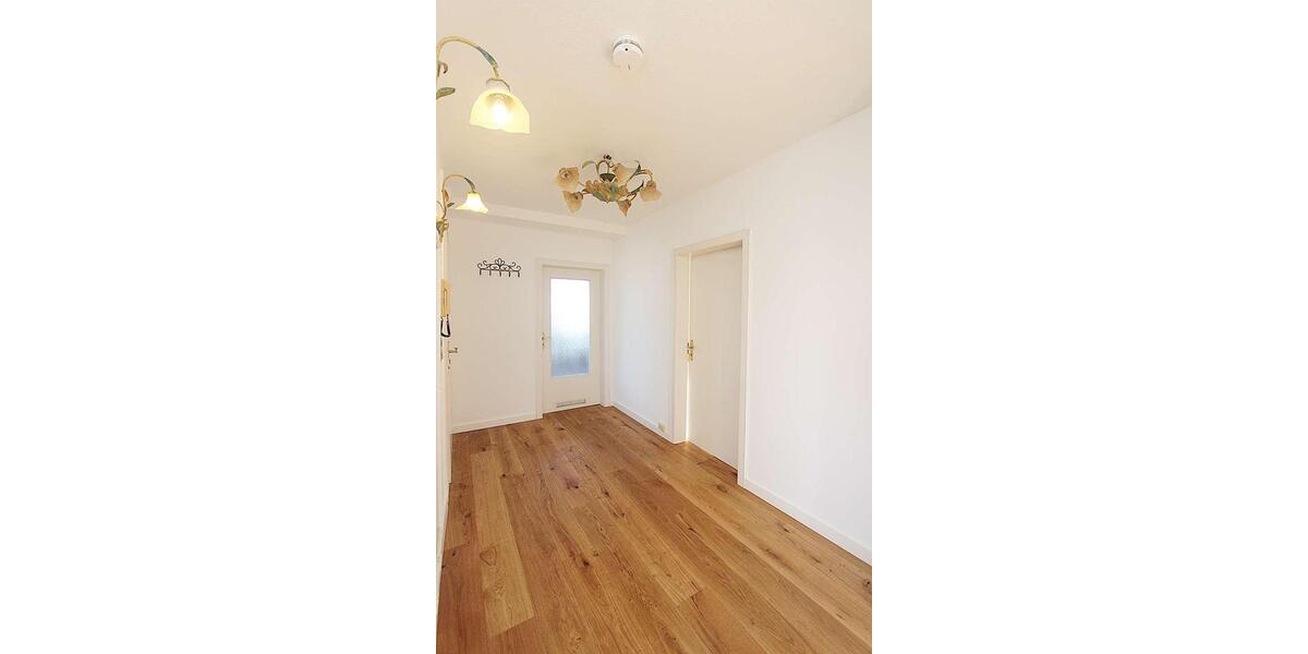 Etagenwohnung Kassel Bad Wilhelmshöhe - 3 Zimmer, 96 m&sup2;, 980&euro; | Angebot:25752444