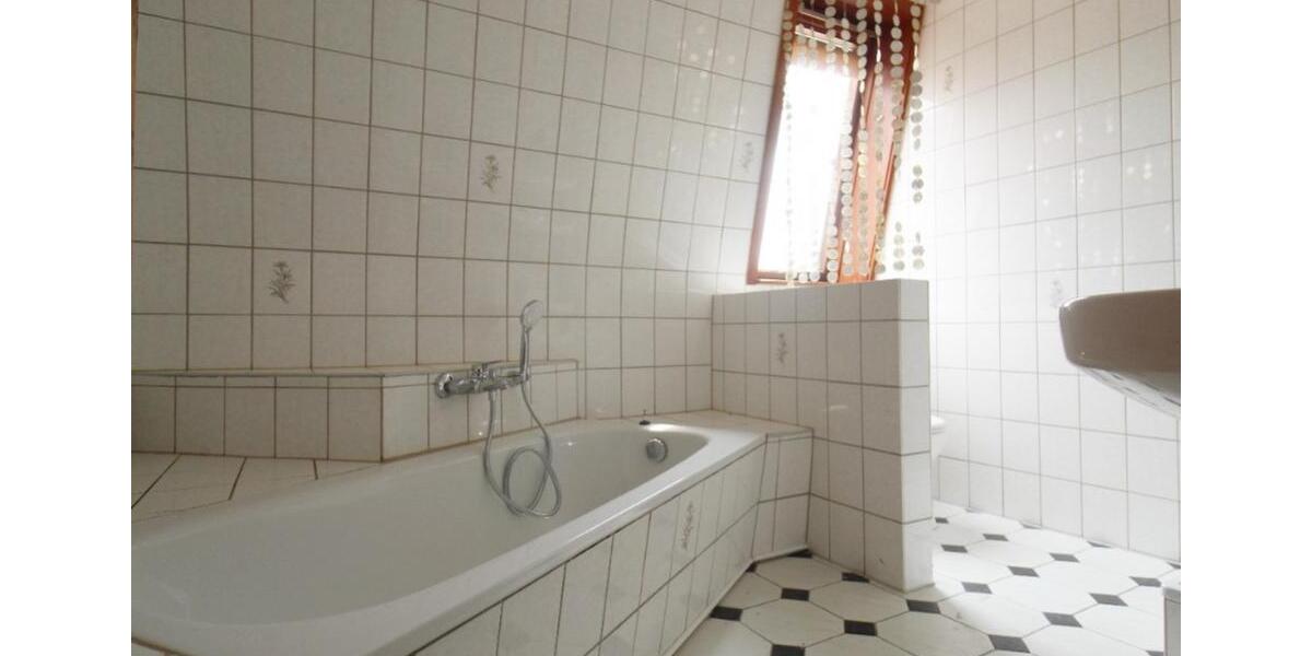 Etagenwohnung Lunzenau - 4 Zimmer, 81 m&sup2;, 430&euro; | Angebot:24940982