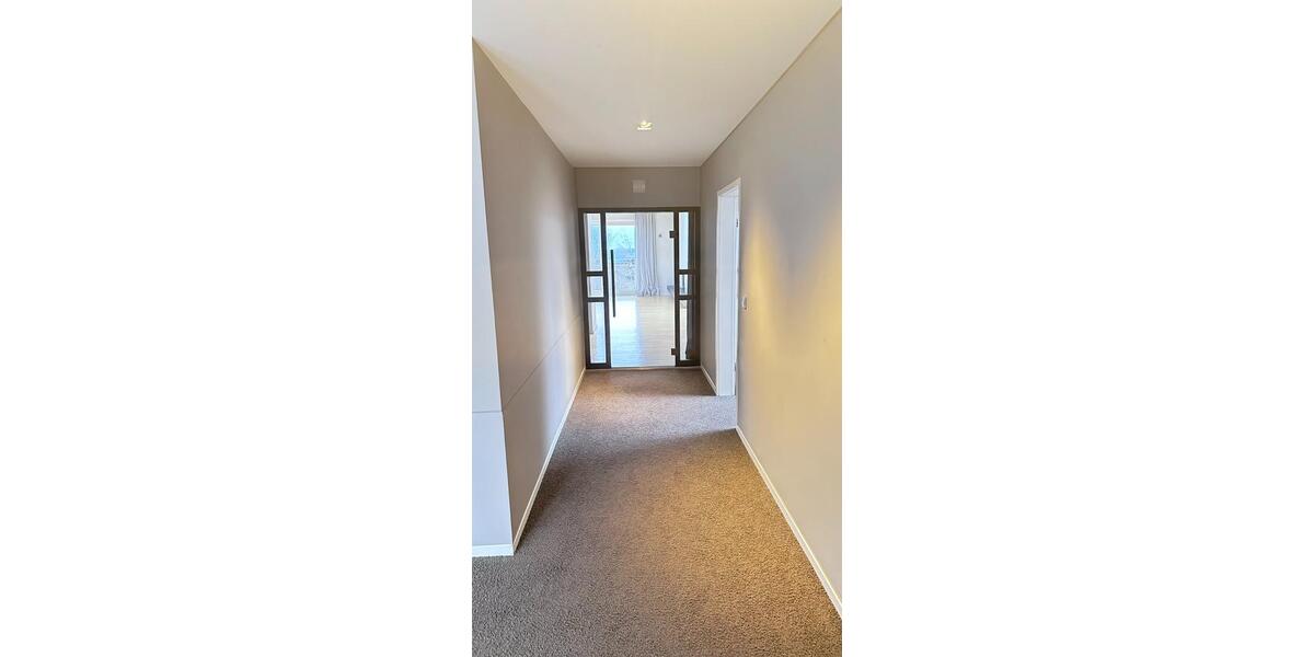 Dachgeschoßwohnung Sengenthal - 3.5 Zimmer, 124 m&sup2;, 1.050&euro; | Angebot:24658307