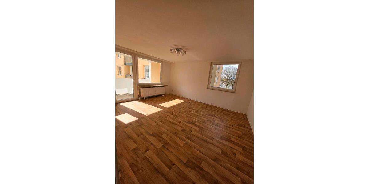 Etagenwohnung Stein - 3 Zimmer, 78 m&sup2;, 900&euro; | Angebot:26594908