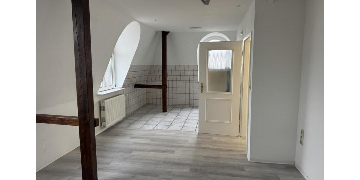 Dachgeschoßwohnung Burg (Dithmarschen) - 3 Zimmer, 58 m&sup2;, 580&euro; | Angebot:25279953