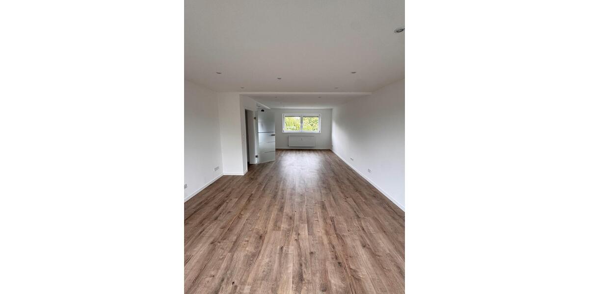Etagenwohnung Wilhelmshaven Altengroden - 3 Zimmer, 93 m&sup2;, 850&euro; | Angebot:26665186
