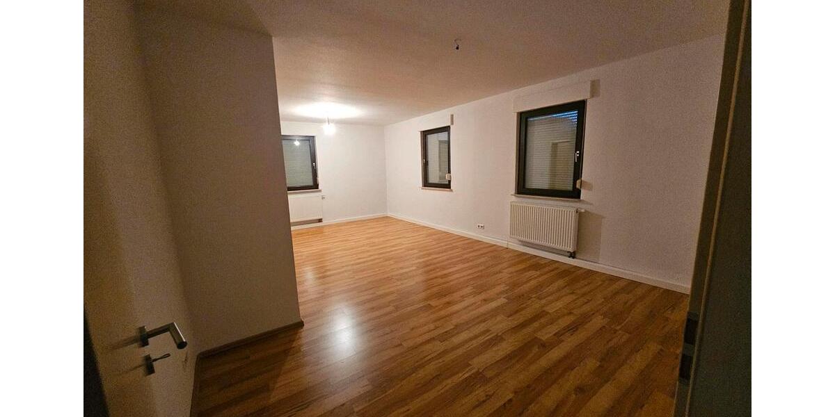 Erdgeschoßwohnung Kuppenheim - 2 Zimmer, 65 m&sup2;, 1.000&euro; | Angebot:25045537