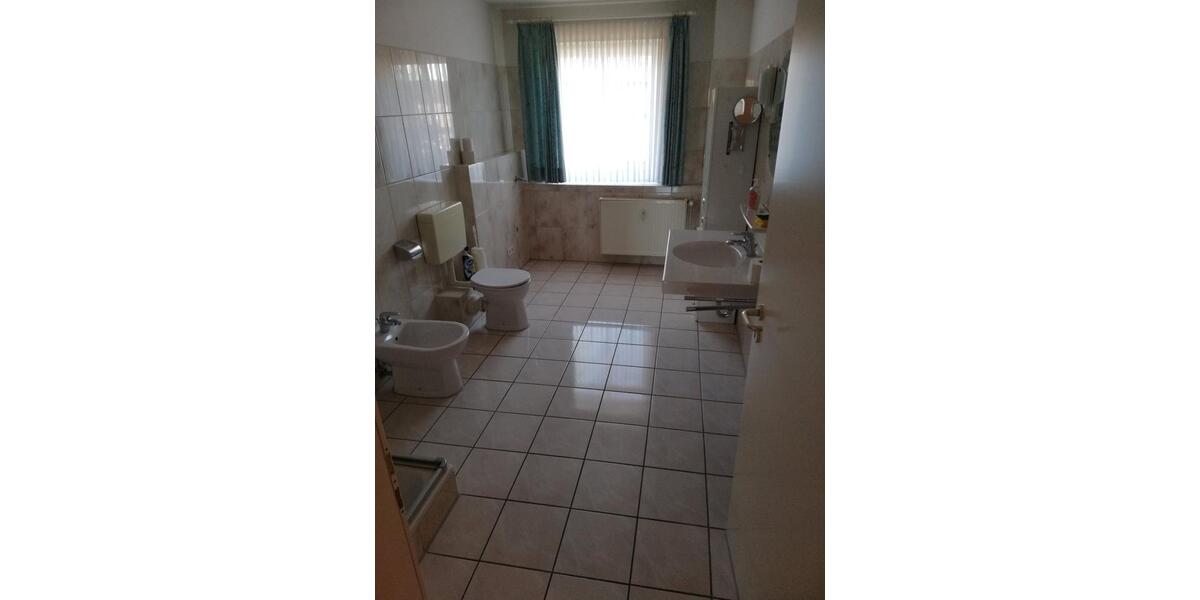 Etagenwohnung Zeven - 4 Zimmer, 122 m&sup2;, 1.220&euro; | Angebot:26033612