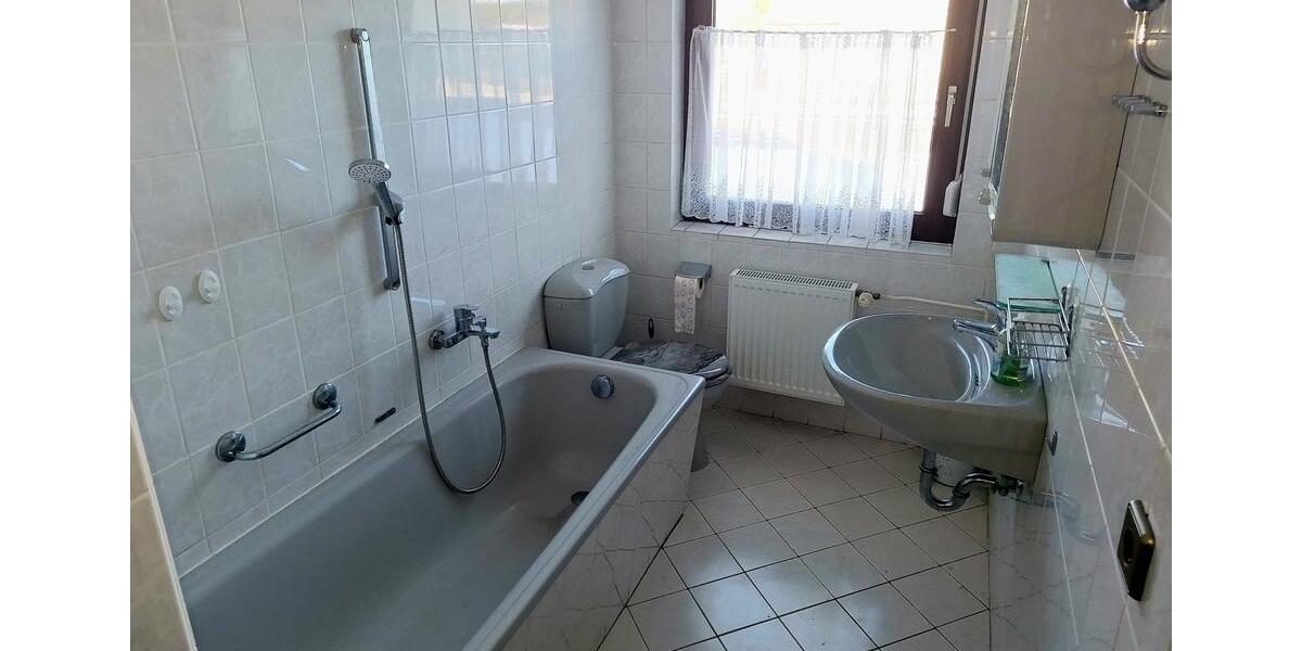 Einfamilienhaus Storkow (Mark) - 3 Zimmer, 100 m&sup2;, 1.200&euro; | Angebot:25080886