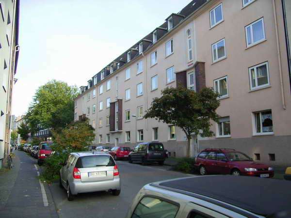 Etagenwohnung Bochum Innenstadt - 3 Zimmer, 84 m&sup2;, 699&euro; | Angebot:26947505