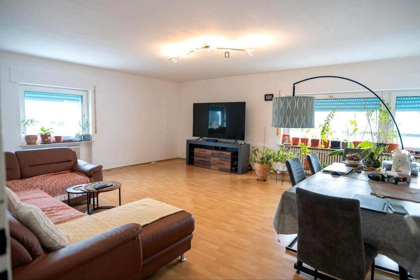 4- Zimmerwohnung Feldrandlage in Dreieich zimmer