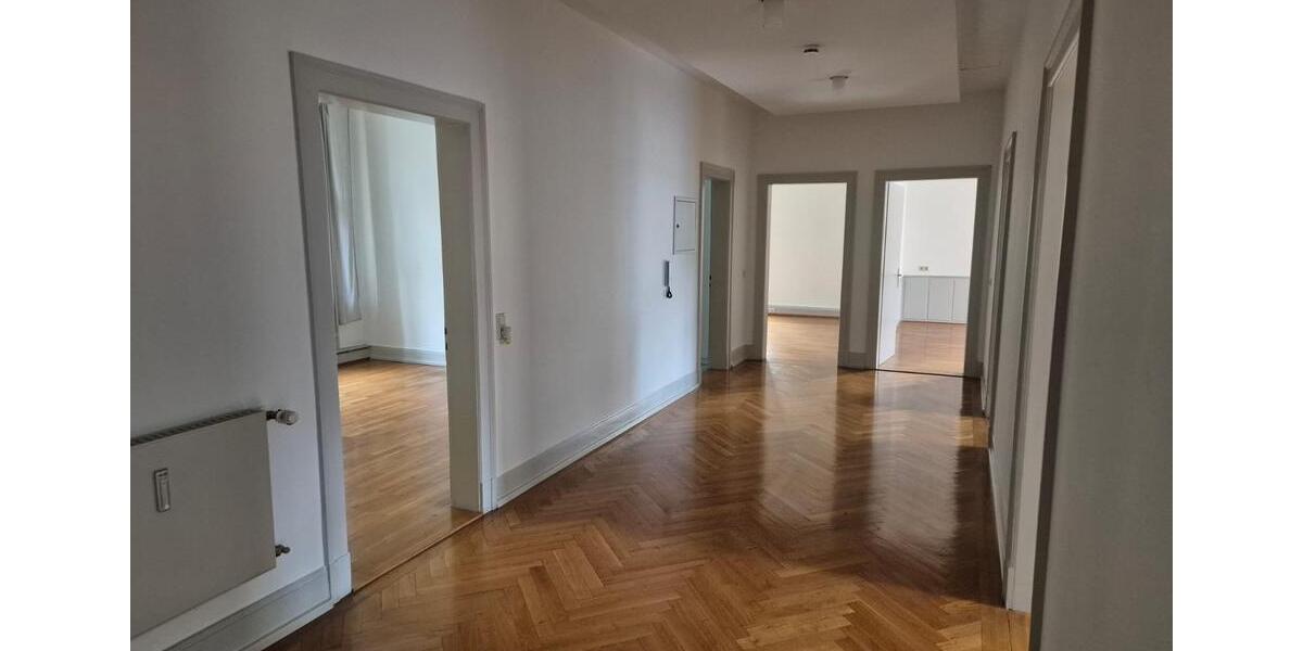Etagenwohnung Schramberg - 5 Zimmer, 190 m&sup2;, 1.199&euro; | Angebot:24550368
