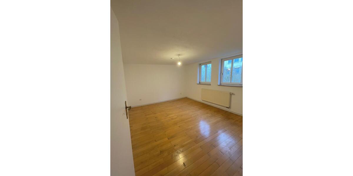 Etagenwohnung Schwäbisch Hall - 3 Zimmer, 84 m&sup2;, 1.220&euro; | Angebot:26034143