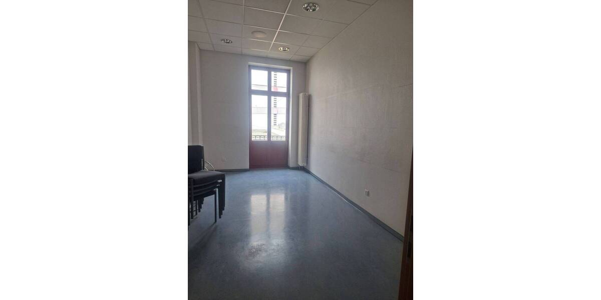 Gewerbeobjekt Saarbrücken St Johann - 5 Zimmer, 130 m&sup2;, 1.300&euro; | Angebot:26694547