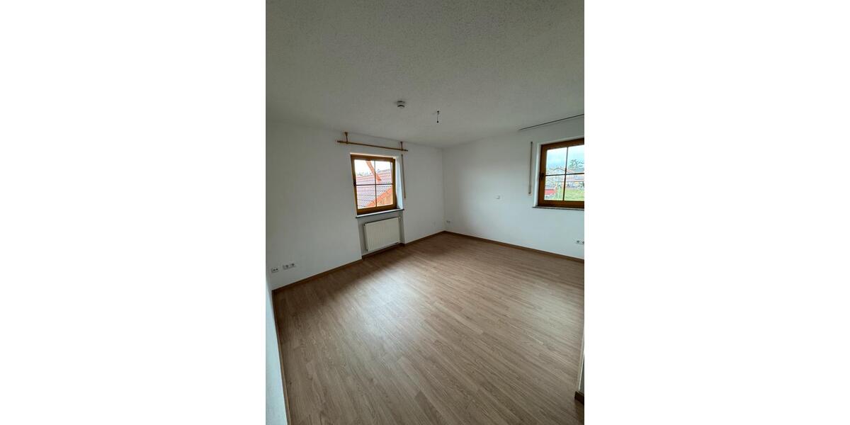 Etagenwohnung Reichertsheim - 3 Zimmer, 74 m&sup2;, 750&euro; | Angebot:26152308