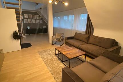 Wohnung Gelnhausen - 3 Zimmer, 83 m&sup2;, 900&euro; | Angebot:25144545