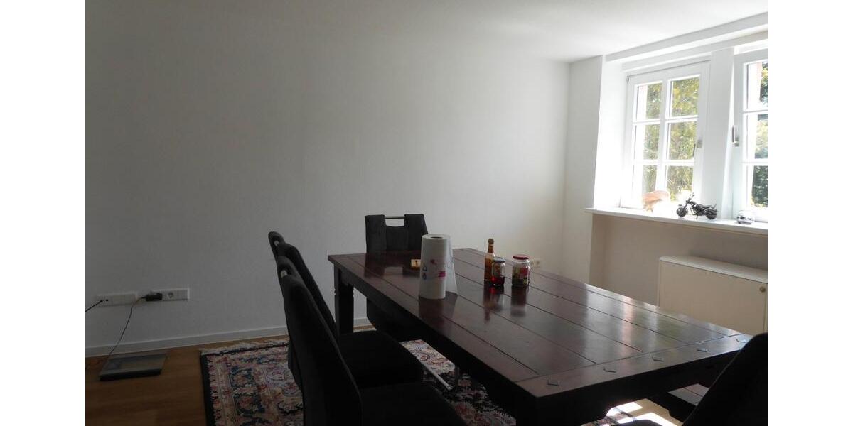 Etagenwohnung Gernsbach - 5 Zimmer, 145 m&sup2;, 1.450&euro; | Angebot:26137203