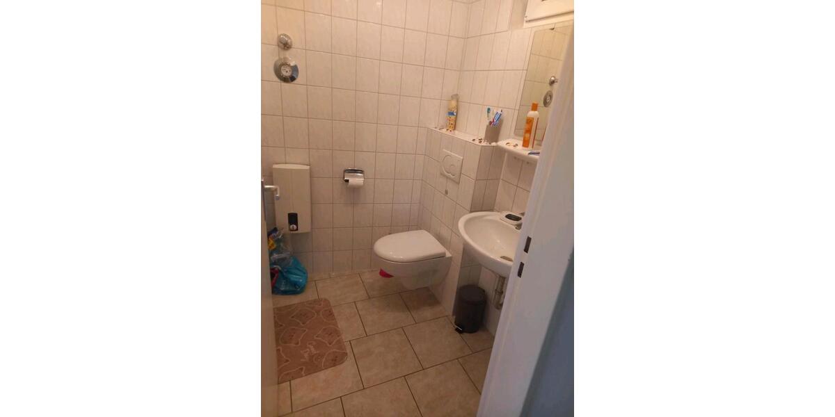 Erdgeschoßwohnung Kassel Vorderer Westen - 1 Zimmer, 23 m&sup2;, 300&euro; | Angebot:25101920