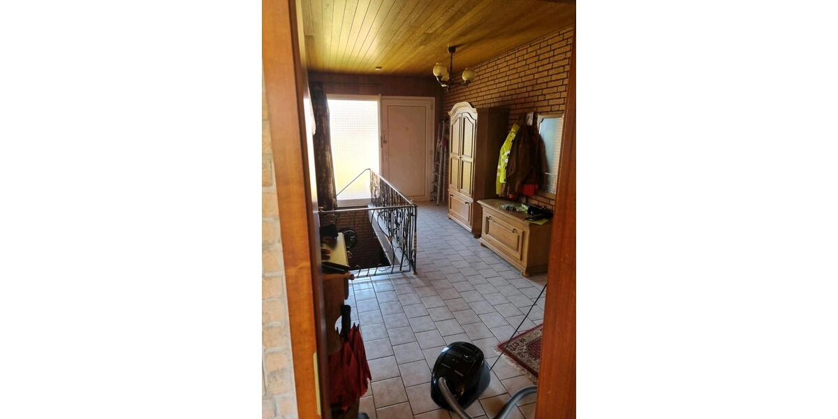 Etagenwohnung Rhauderfehn - 4 Zimmer, 120 m&sup2;, 1.180&euro; | Angebot:25265246