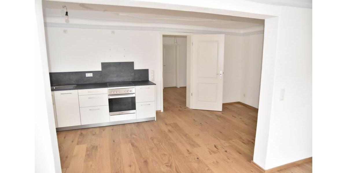 Etagenwohnung Königsberg in Bayern - 3 Zimmer, 72 m&sup2;, 690&euro; | Angebot:25987686