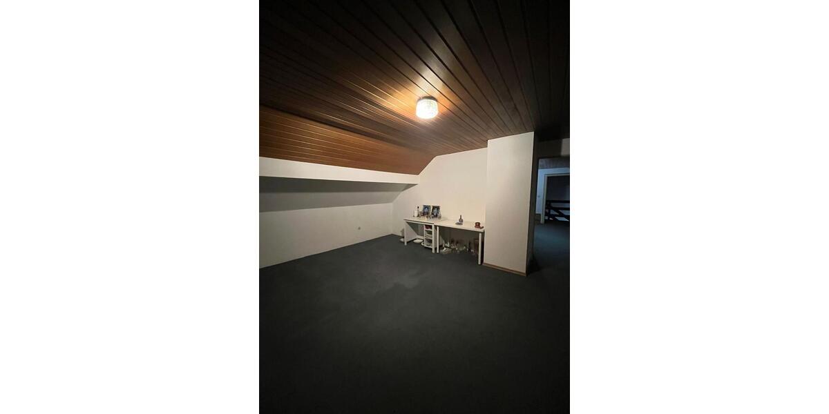 Einfamilienhaus Bad Abbach - 6 Zimmer, 141 m&sup2;, 1.800&euro; | Angebot:25878718