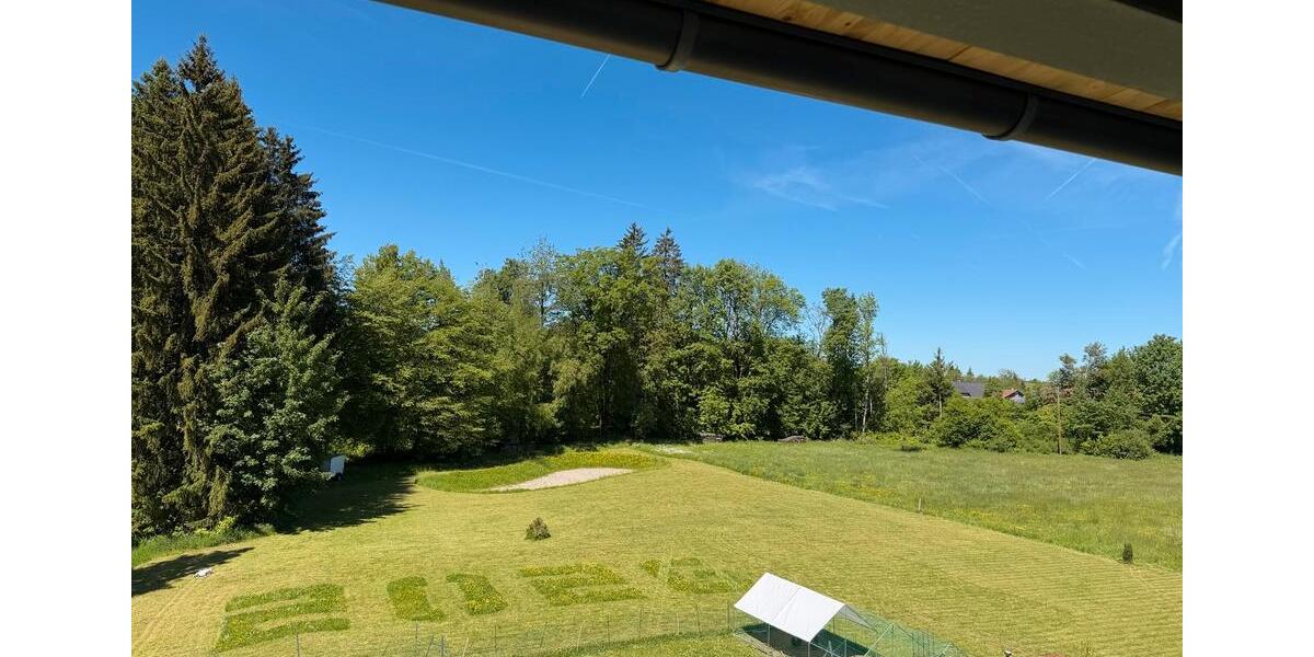 Dachgeschoßwohnung Isny im Allgäu - 4 Zimmer, 183 m&sup2;, 2.000&euro; | Angebot:26588275