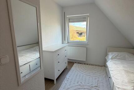 Wohnen auf Zeit Oldenburg Bloherfelde - 3 Zimmer, 12 m&sup2;, 400&euro; | Angebot:26167744