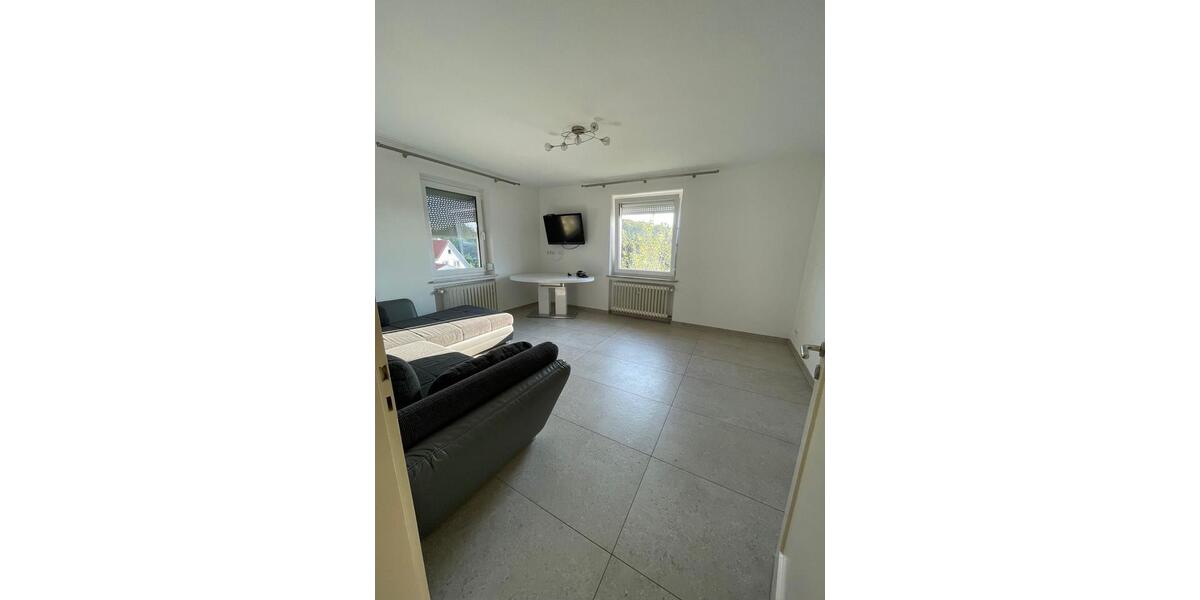 Etagenwohnung Münsingen - 3 Zimmer, 95 m&sup2;, 1.200&euro; | Angebot:26025537