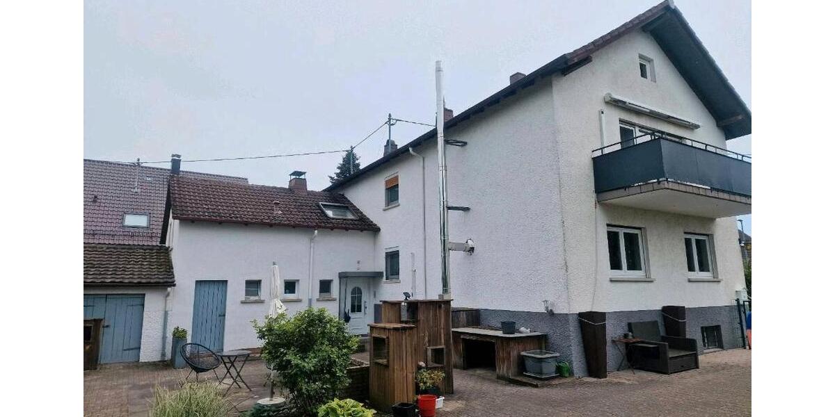 Doppelhaushälfte Gernsbach - 6 Zimmer, 165 m&sup2;, 1.500&euro; | Angebot:26470230