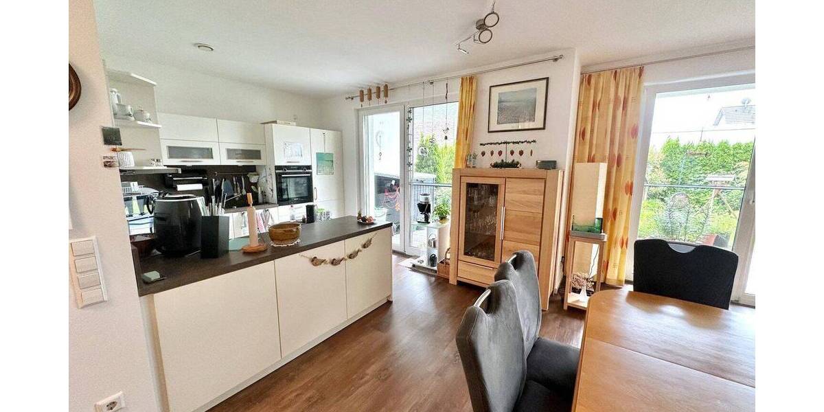 Etagenwohnung Hildesheim Ochtersum - 3 Zimmer, 105 m&sup2;, 1.250&euro; | Angebot:26830362