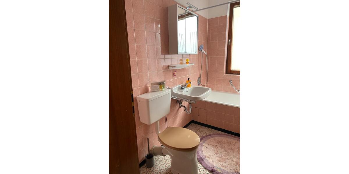 Etagenwohnung Hasloch - 1 Zimmer, 20 m&sup2;, 320&euro; | Angebot:24624930