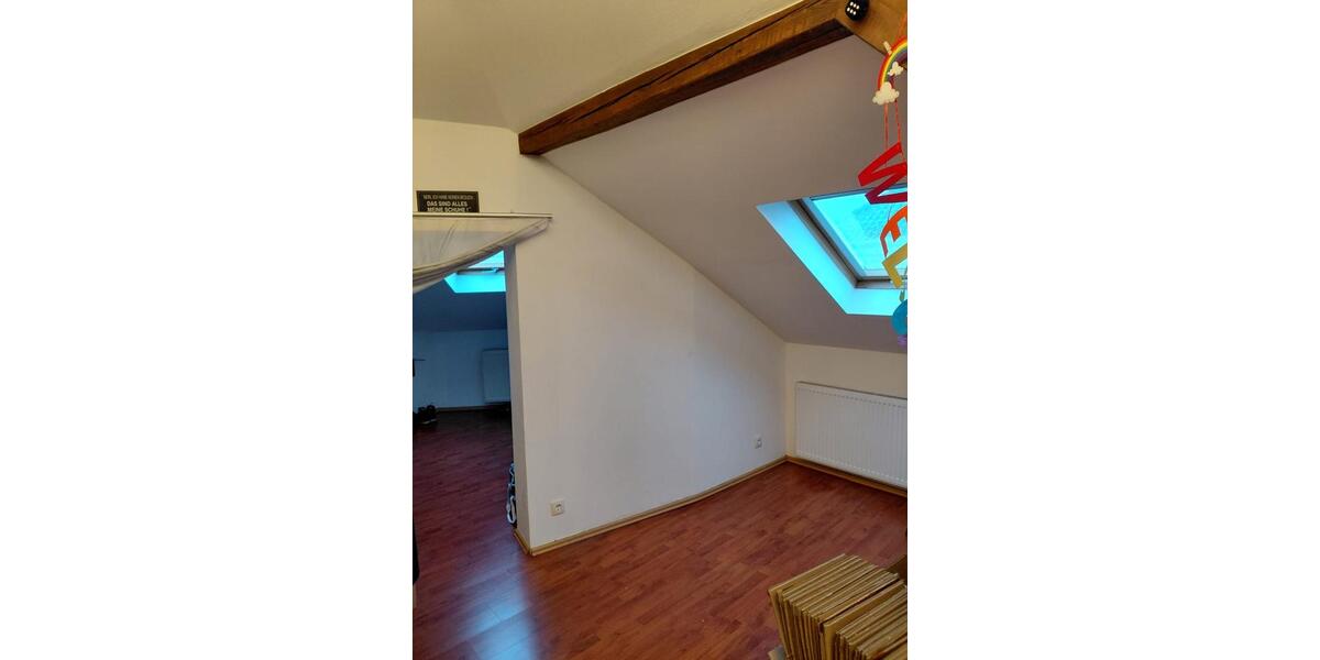 Dachgeschoßwohnung Euskirchen - 4 Zimmer, 100 m&sup2;, 950&euro; | Angebot:27631655
