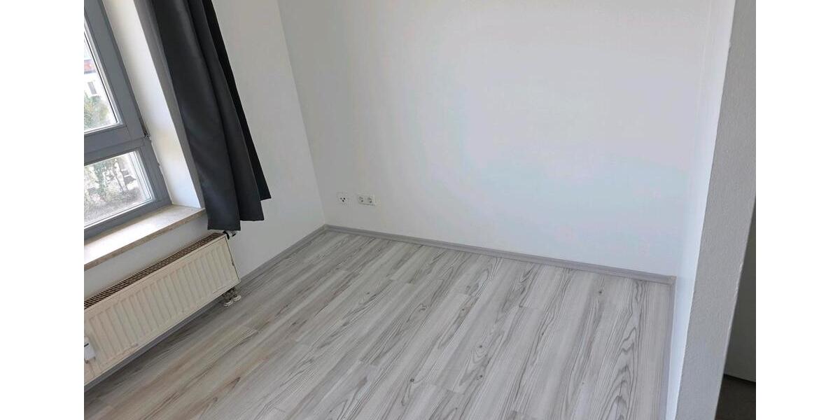 Dachgeschoßwohnung Regensburg Konradsiedlung - 1 Zimmer, 21 m&sup2;, 500&euro; | Angebot:26113341