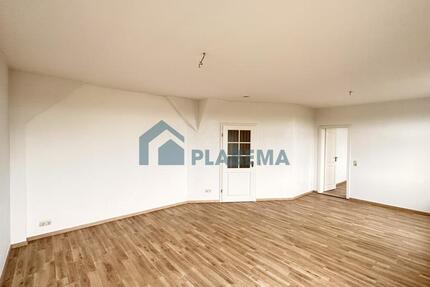 2- Zimmer- Wohnung mit Einbauküche und Balkon zu vermieten, PKW- Stellplatz optional 2 zimmer