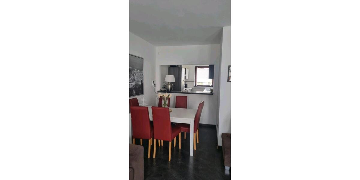 Etagenwohnung Detmold - 3 Zimmer, 73 m&sup2;, 750&euro; | Angebot:26522487