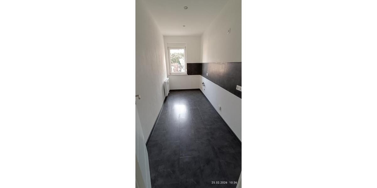 Erdgeschoßwohnung Pirna - 2 Zimmer, 40 m&sup2;, 338&euro; | Angebot:25330080