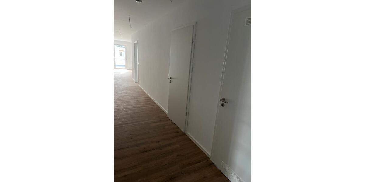 Einfamilienhaus Salzkotten - 2 Zimmer, 71 m&sup2;, 890&euro; | Angebot:25394221