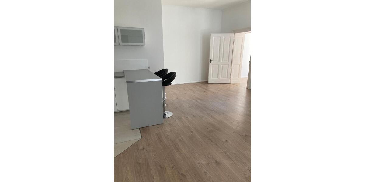 Erdgeschoßwohnung Saarbrücken - 2 Zimmer, 70 m&sup2;, 730&euro; | Angebot:26279515