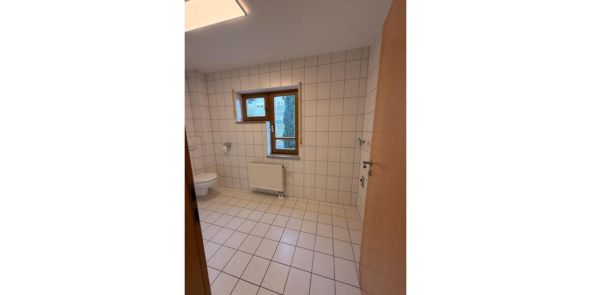 Erdgeschoßwohnung Walldürn - 2 Zimmer, 75 m&sup2;, 750&euro; | Angebot:24847932