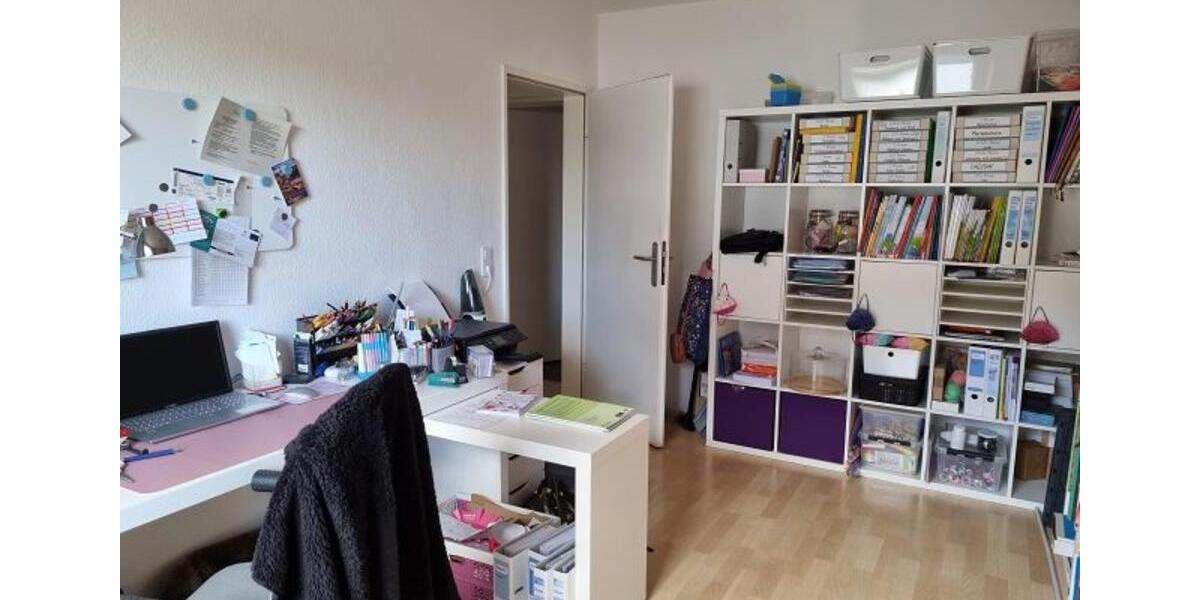 Ab sofort o.später:Stadtrand BS-Südwest, EG,Balkon,Gart.,Küche 3 zimmer