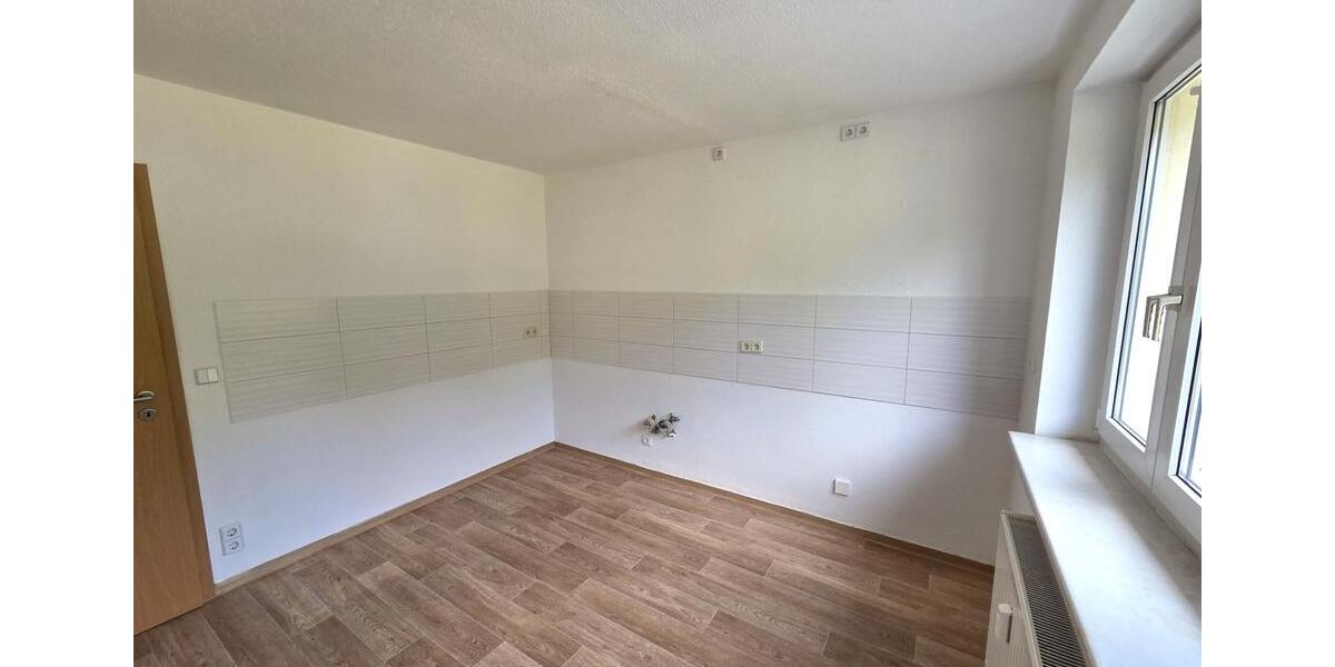 Etagenwohnung Hohenstein-Ernstthal Ernstthal - 5 Zimmer, 110 m&sup2;, 731&euro; | Angebot:25298527