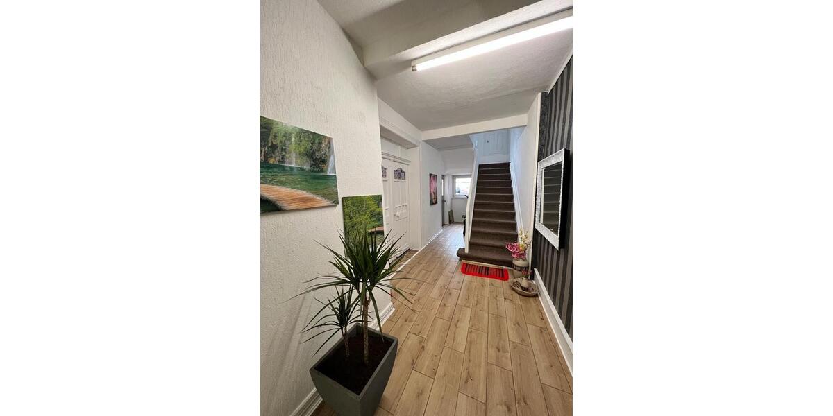 Etagenwohnung Eschwege - 2 Zimmer, 70 m&sup2;, 450&euro; | Angebot:26213103