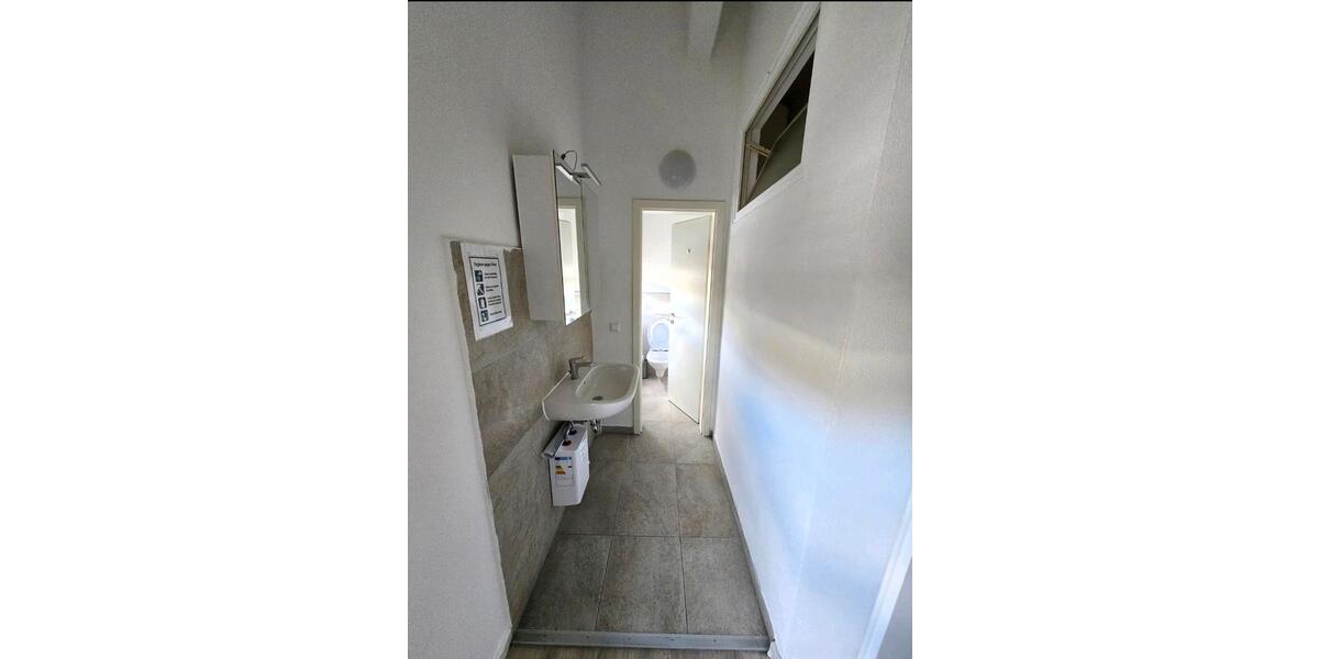 Wohnen auf Zeit Bretten - 25 Zimmer, 30 m&sup2;, 350&euro; | Angebot:25982146