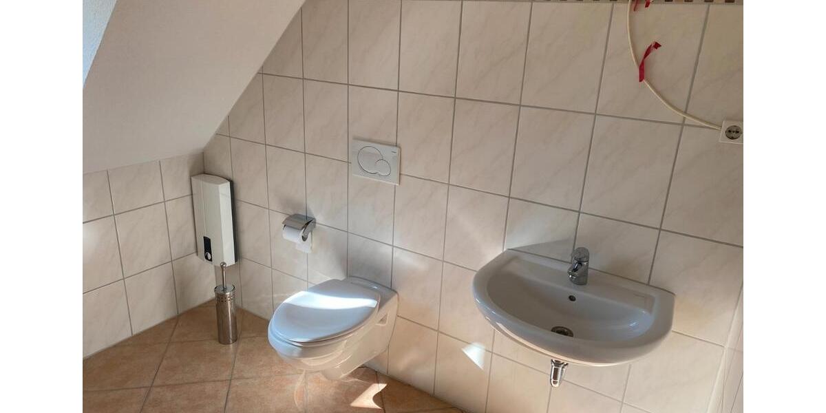 Dachgeschoßwohnung Brunsbüttel - 2 Zimmer, 44 m&sup2;, 440&euro; | Angebot:26131623