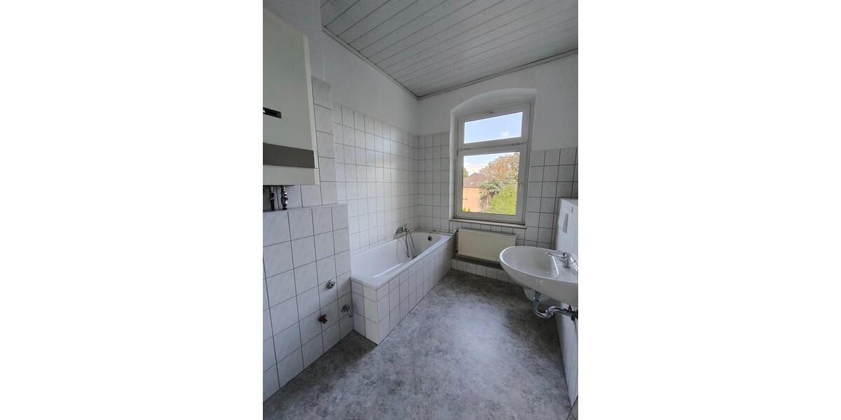 Etagenwohnung Burg - 2.5 Zimmer, 70 m&sup2;, 407&euro; | Angebot:25428353