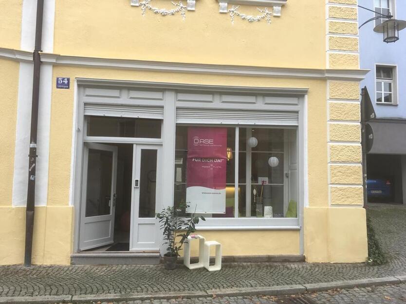 Wunderschöne Büro-Ladenfläche in der Passauer Innstadt!