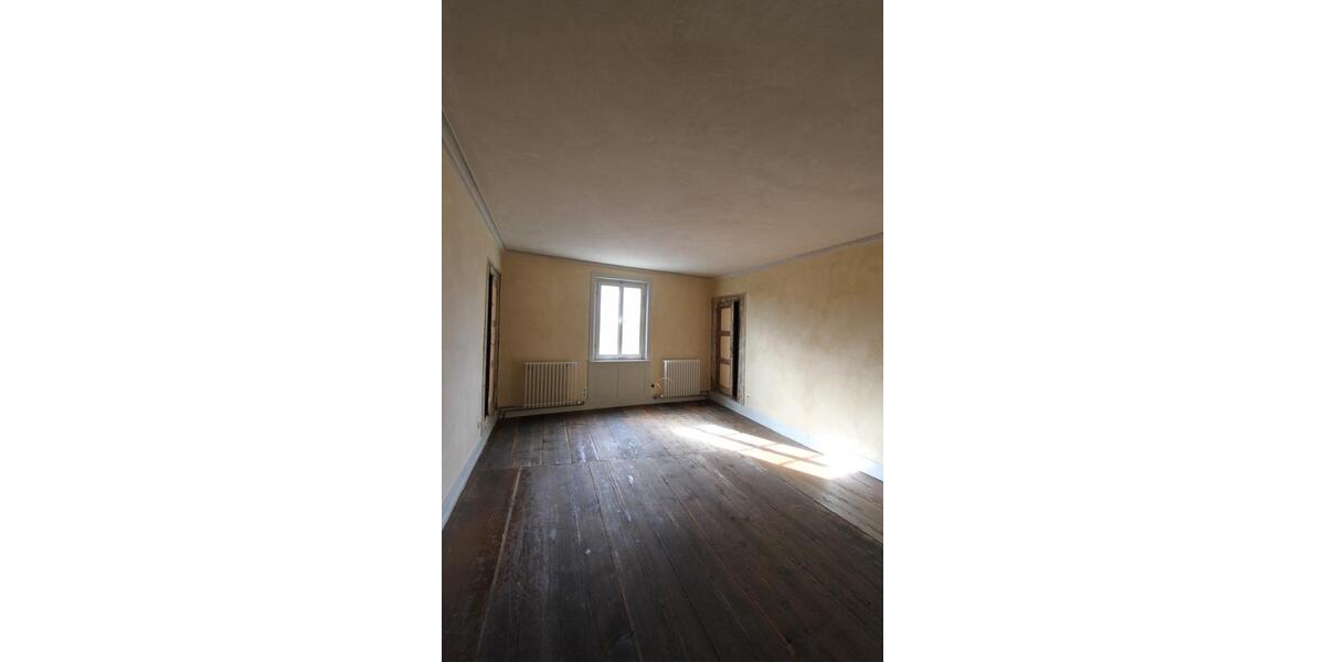 Einfamilienhaus Bad Wimpfen - 9 Zimmer, 252 m&sup2;, 1.950&euro; | Angebot:19418069