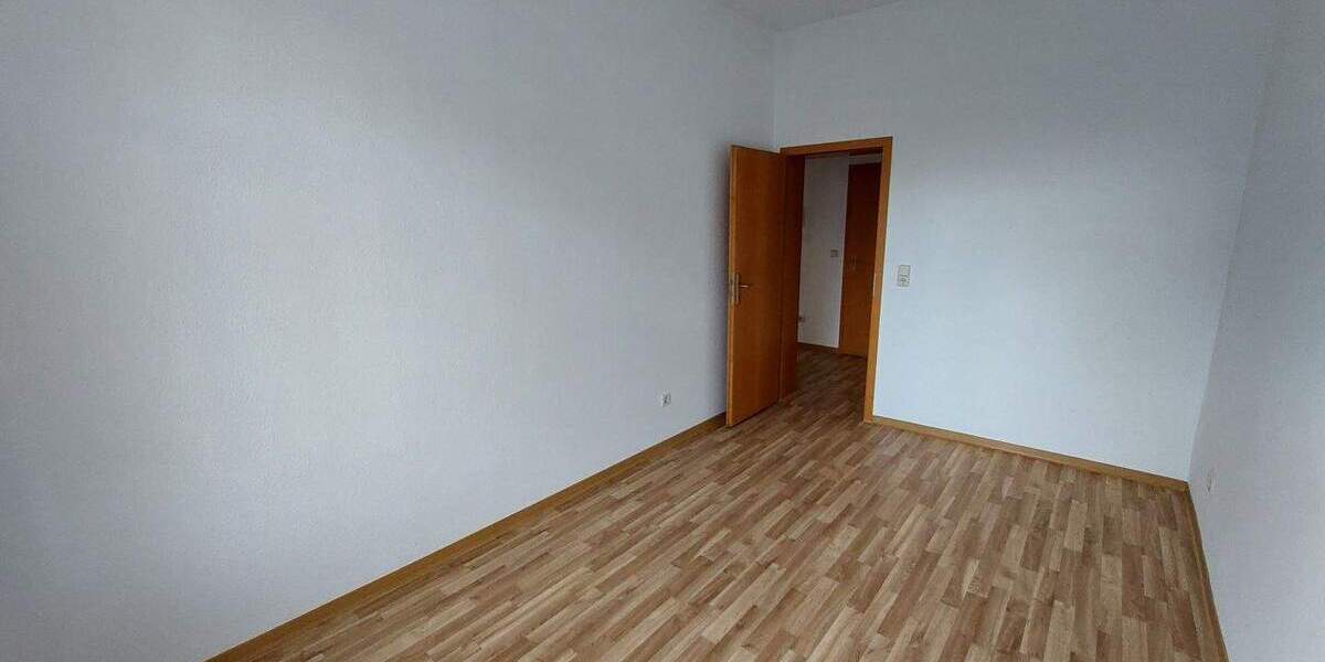 Etagenwohnung Hartha - 2 Zimmer, 48 m&sup2;, 245&euro; | Angebot:24156652
